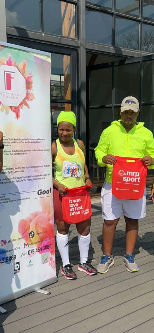 From left, Andie Thusini and Mlungisi who were the first ones to finish the run From left, Andie Thusini and Mlungisi who were the first ones to finish the run