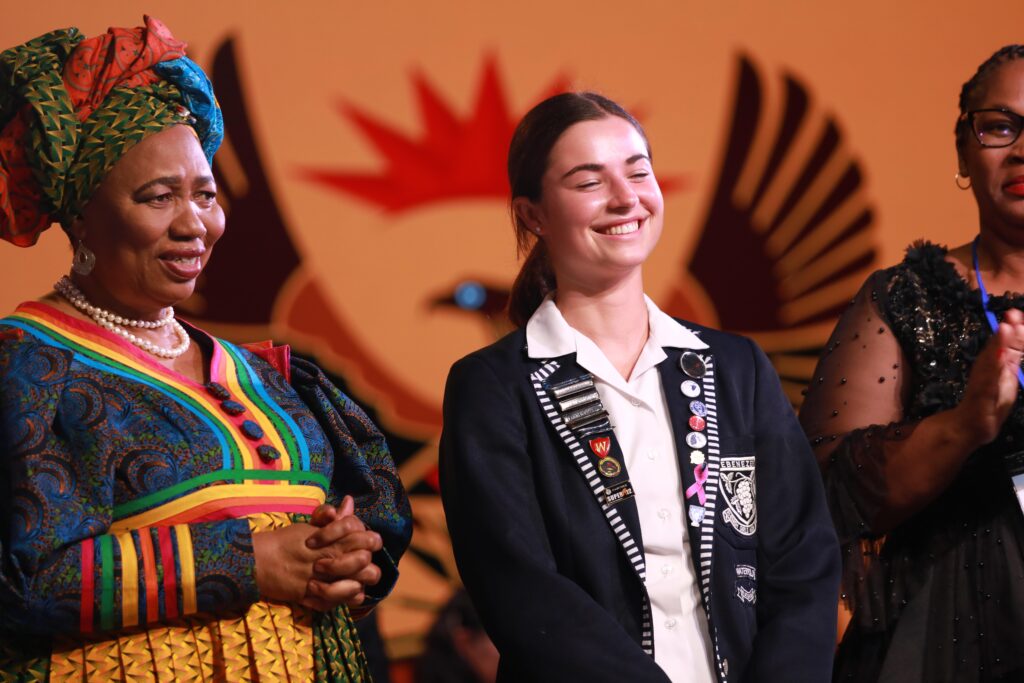 Melissa Muller, Rhenish Girls' High School